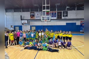 2x zlato v minibasketbale !!