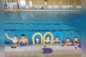 Plavecký výcvik šiestakov