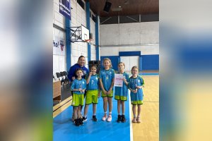 Zlato v minibasketbale!!