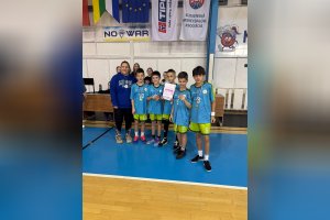 Zlato v minibasketbale!!