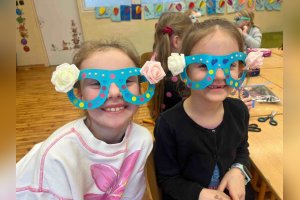 Okuliare láskavosti