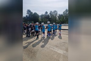 Striebro v hokejbale!