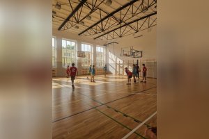 Basketbal v znamení bojovnosti